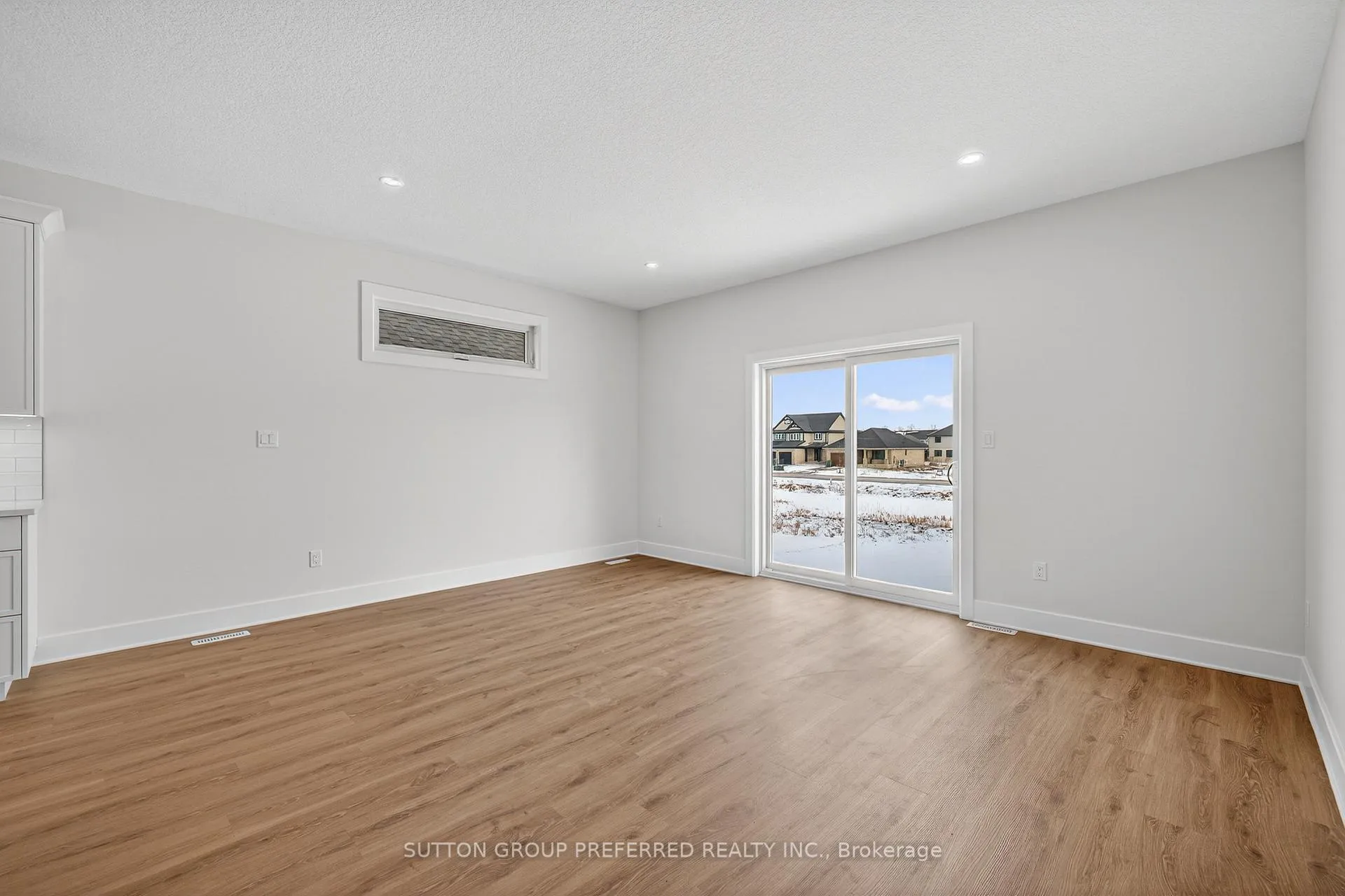 Photo 8 of 45 Ayrshire Avenue, St. Thomas — HOMEH