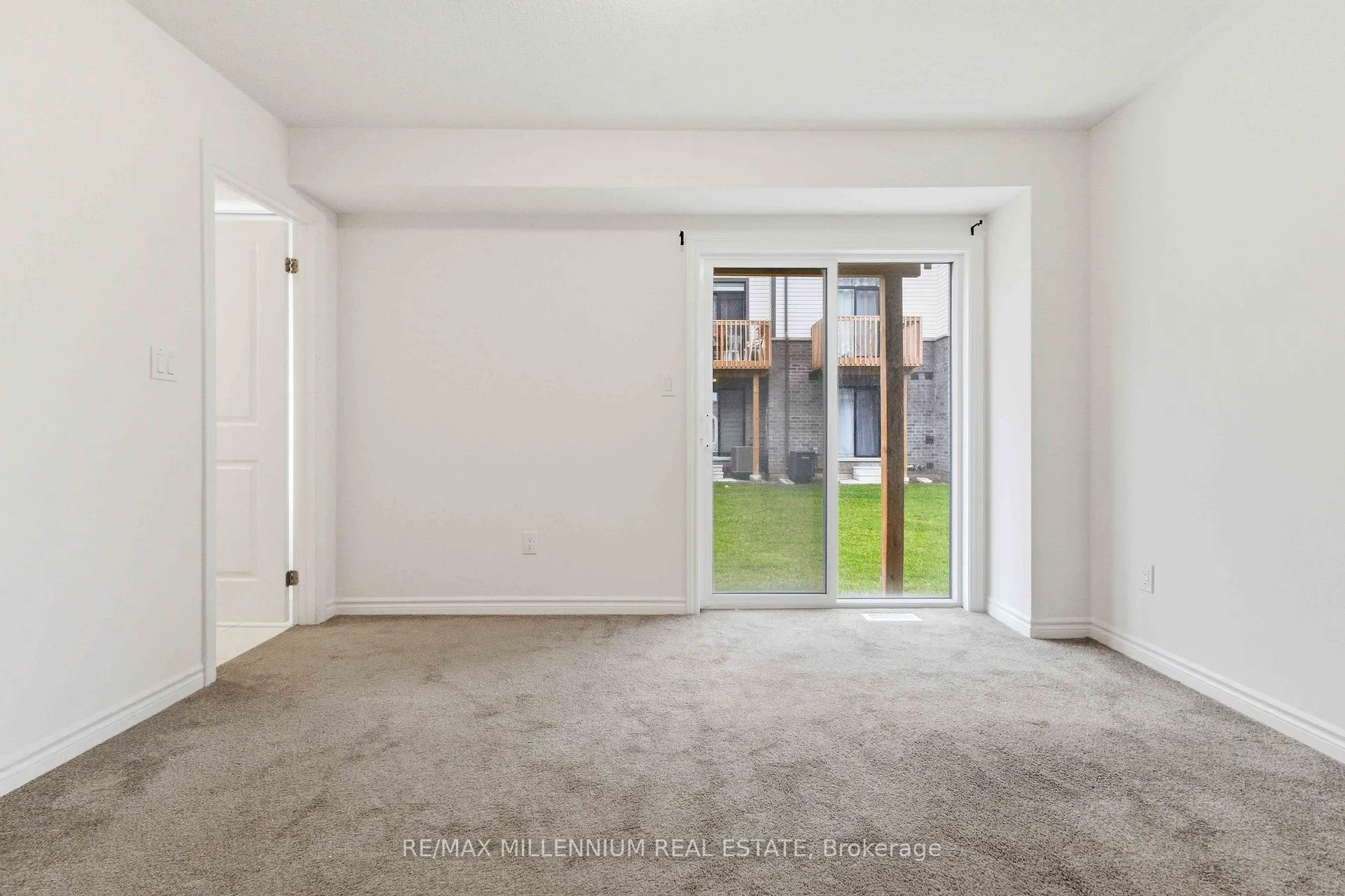 Photo 7 of 775 Chinook Path, Oshawa, Donevan — HOMEH