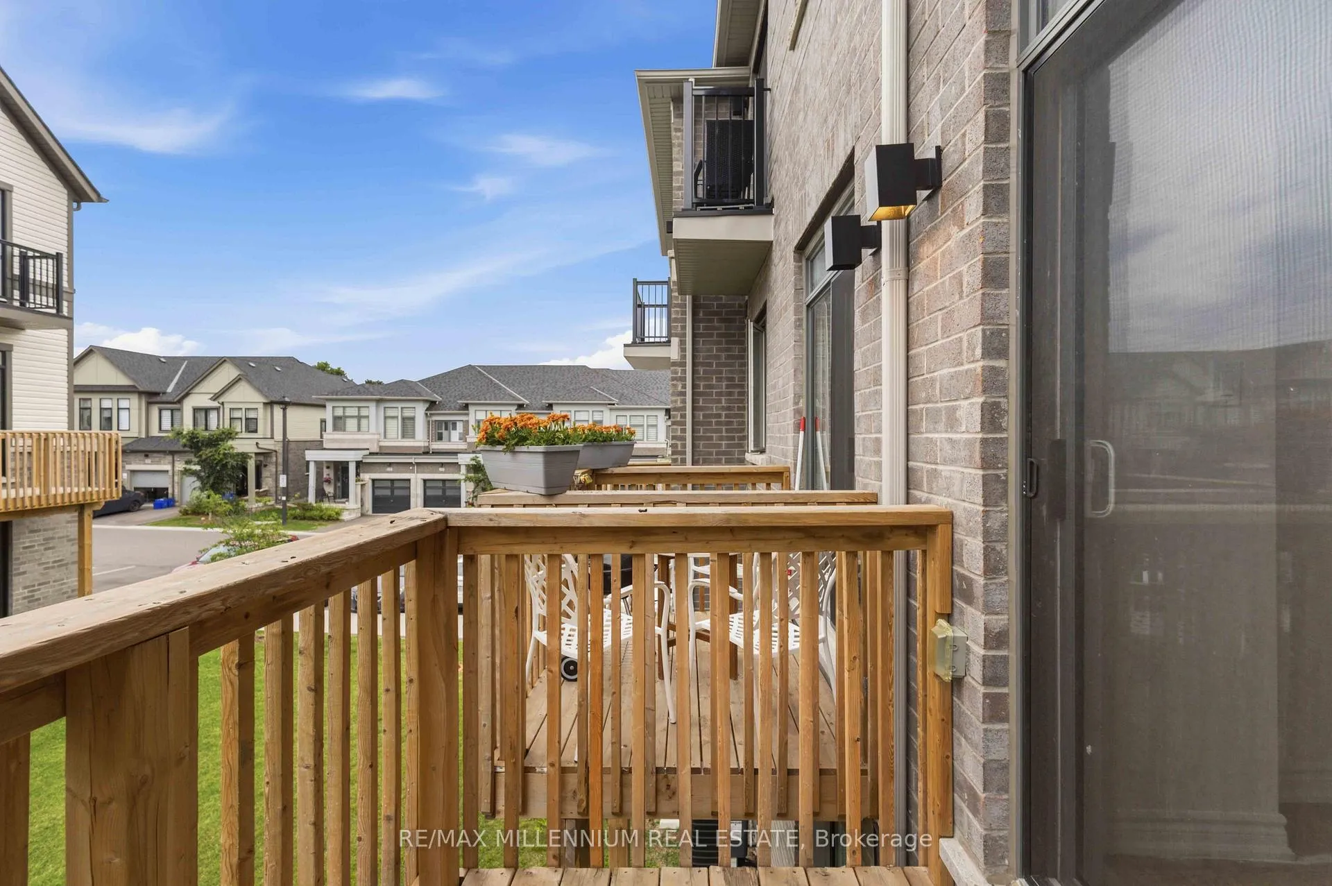 Photo 34 of 775 Chinook Path, Oshawa, Donevan — HOMEH