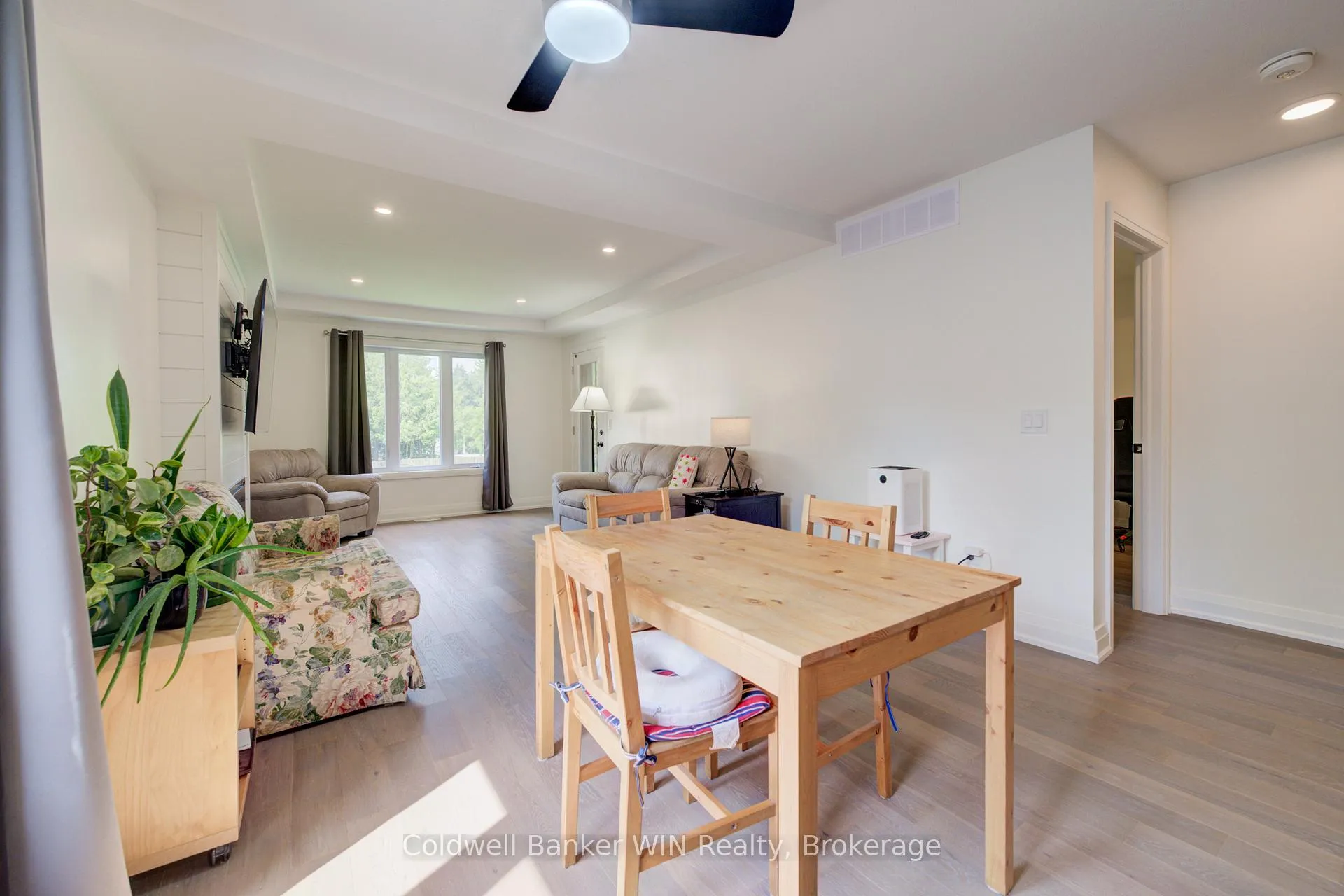 Photo 12 of 247 Fergus Street N, Wellington North, Mount Forest — HOMEH
