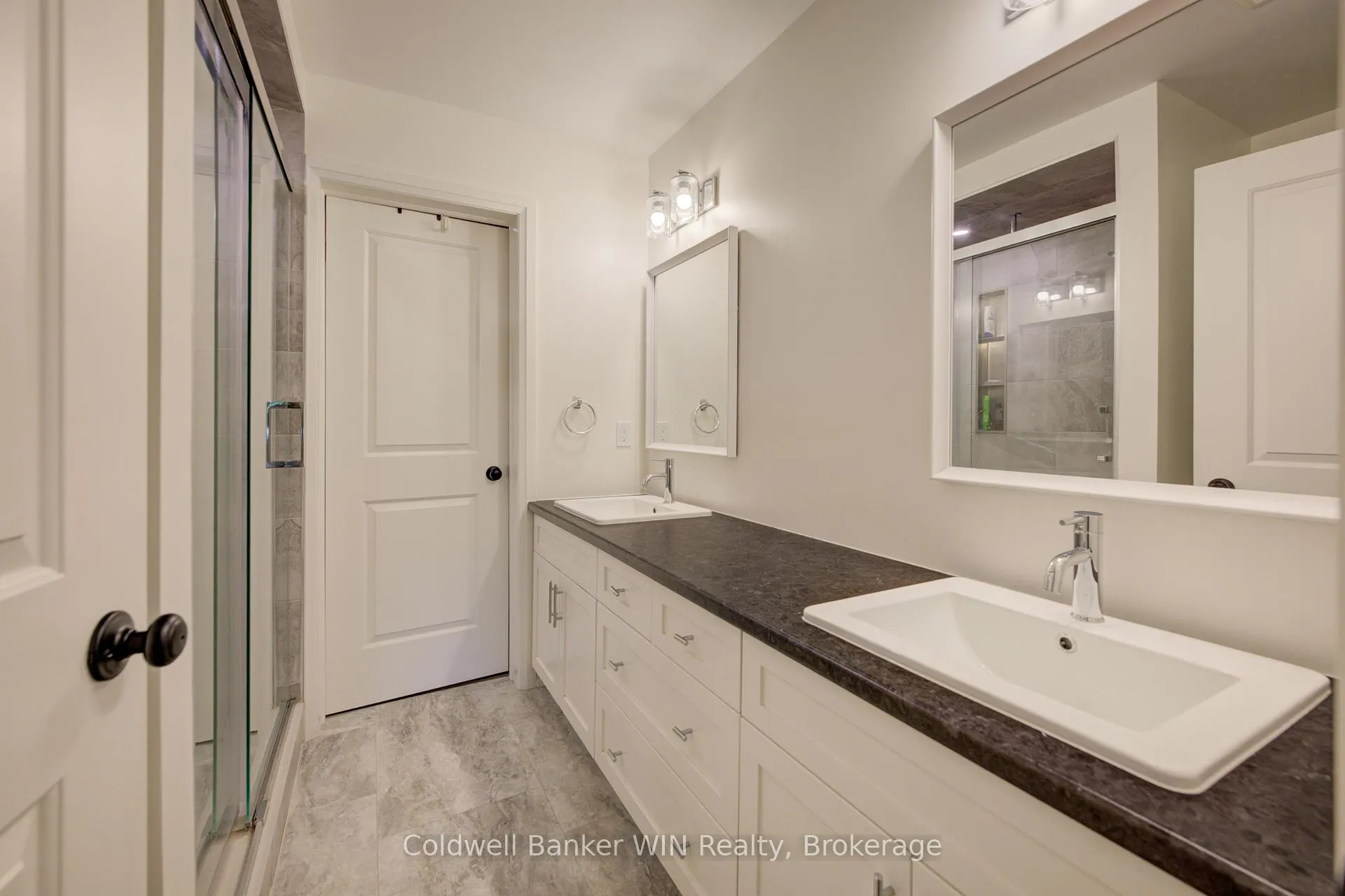 Photo 25 of 247 Fergus Street N, Wellington North, Mount Forest — HOMEH