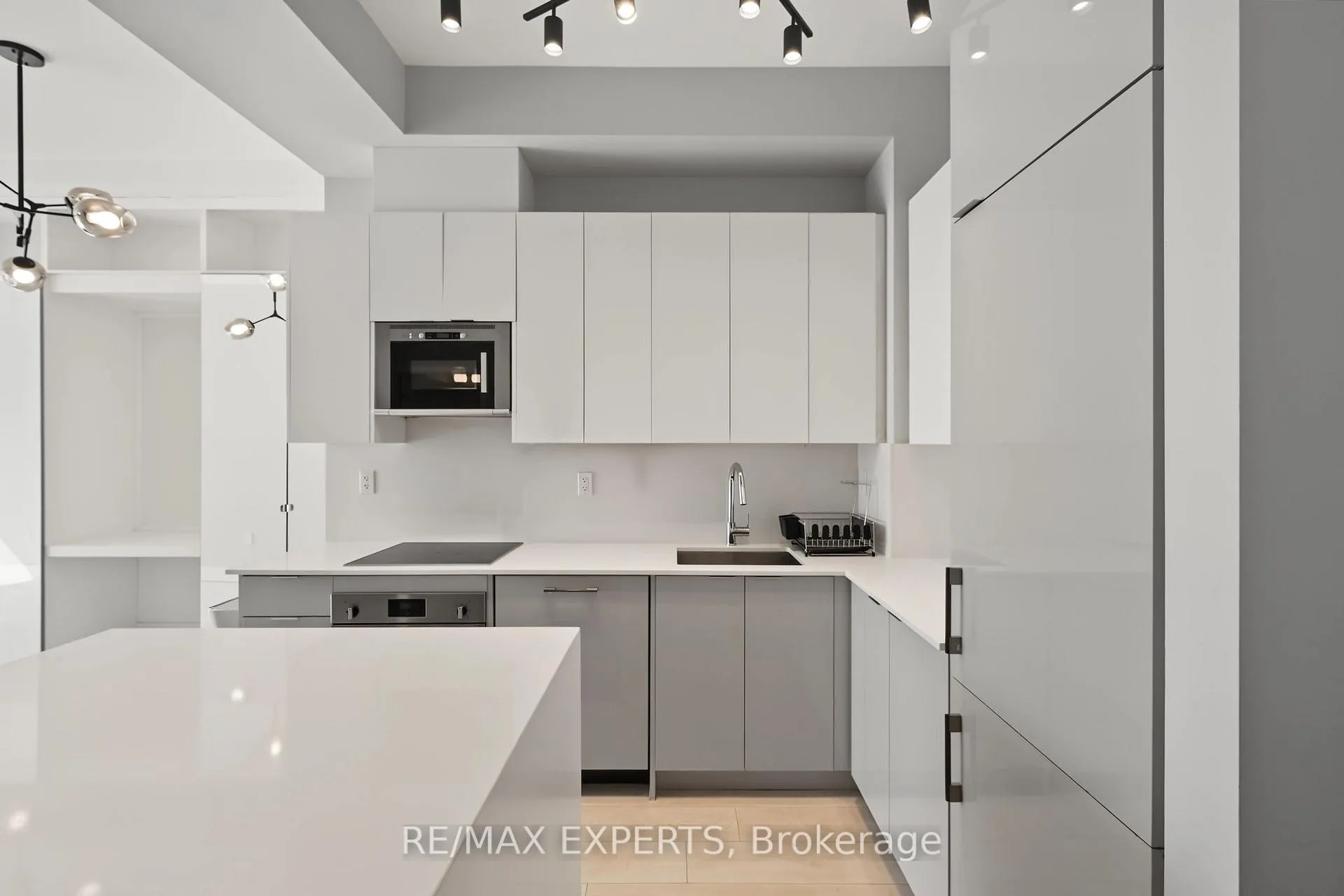 Photo 9 of Unit 201, 2916 Highway 7, Vaughan, Concord — HOMEH