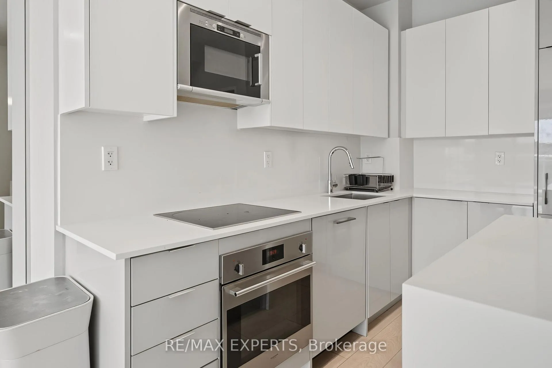 Photo 10 of Unit 201, 2916 Highway 7, Vaughan, Concord — HOMEH