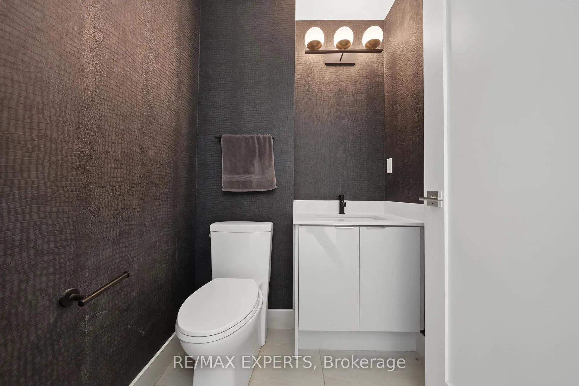 Photo 18 of Unit 201, 2916 Highway 7, Vaughan, Concord — HOMEH