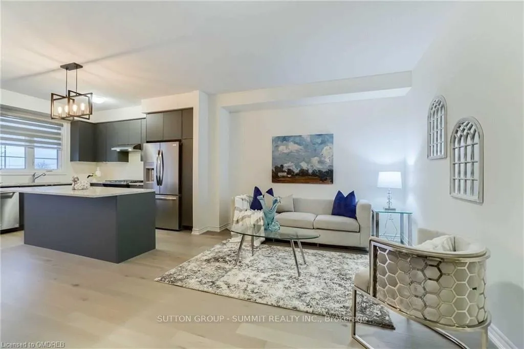 Photo 6 of 492 Bergamot Avenue, Milton, Walker — HOMEH