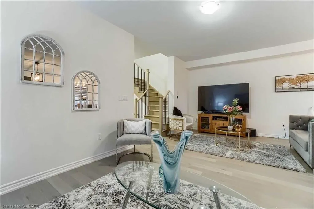 Photo 8 of 492 Bergamot Avenue, Milton, Walker — HOMEH