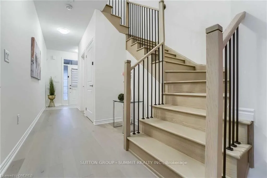 Photo 10 of 492 Bergamot Avenue, Milton, Walker — HOMEH