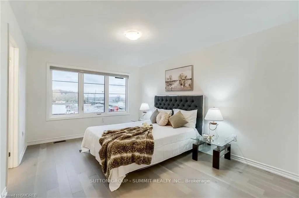 Photo 13 of 492 Bergamot Avenue, Milton, Walker — HOMEH