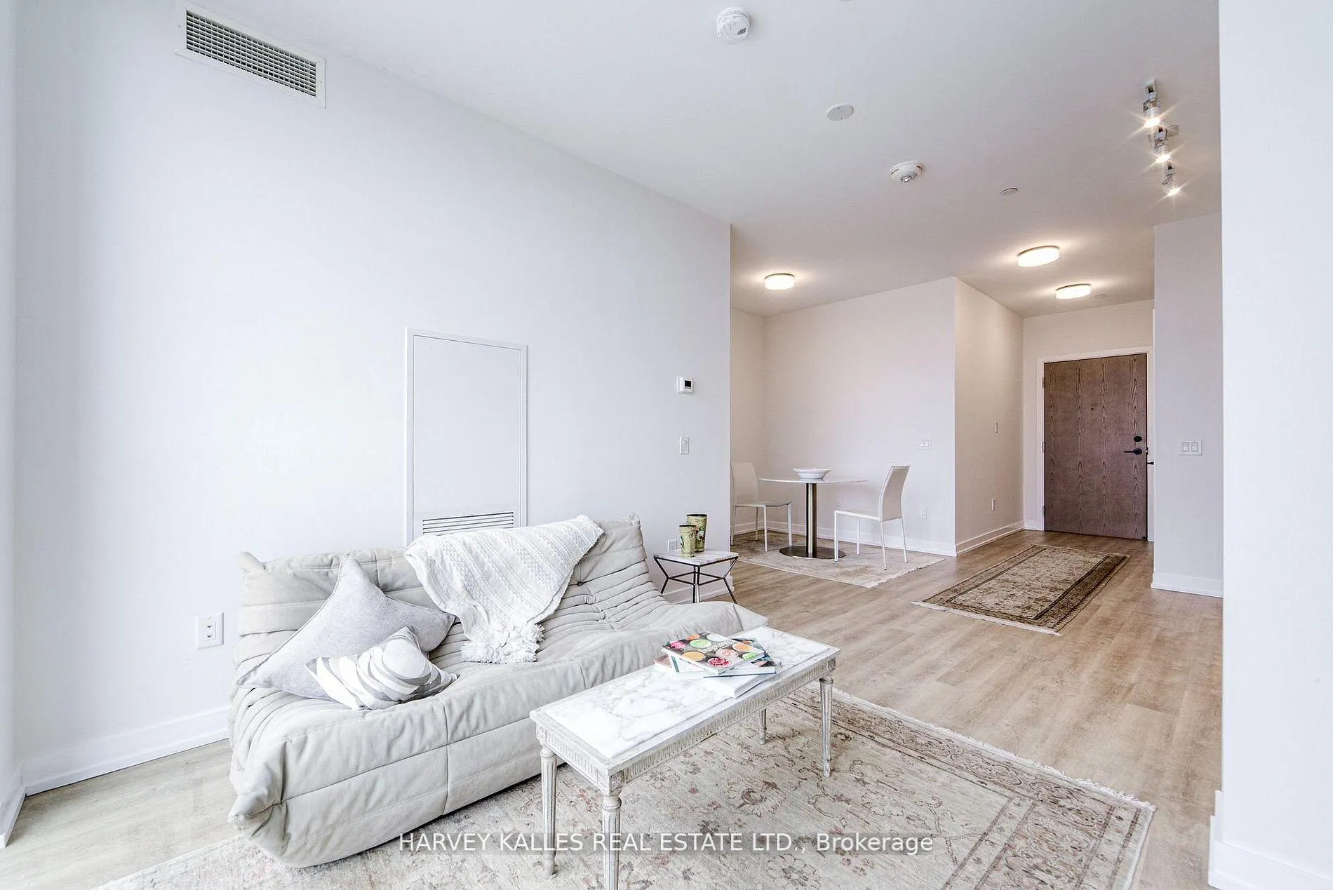 Photo 6 of Unit 1001, 2300 St. Clair Avenue W, Toronto, Junction Area — HOMEH
