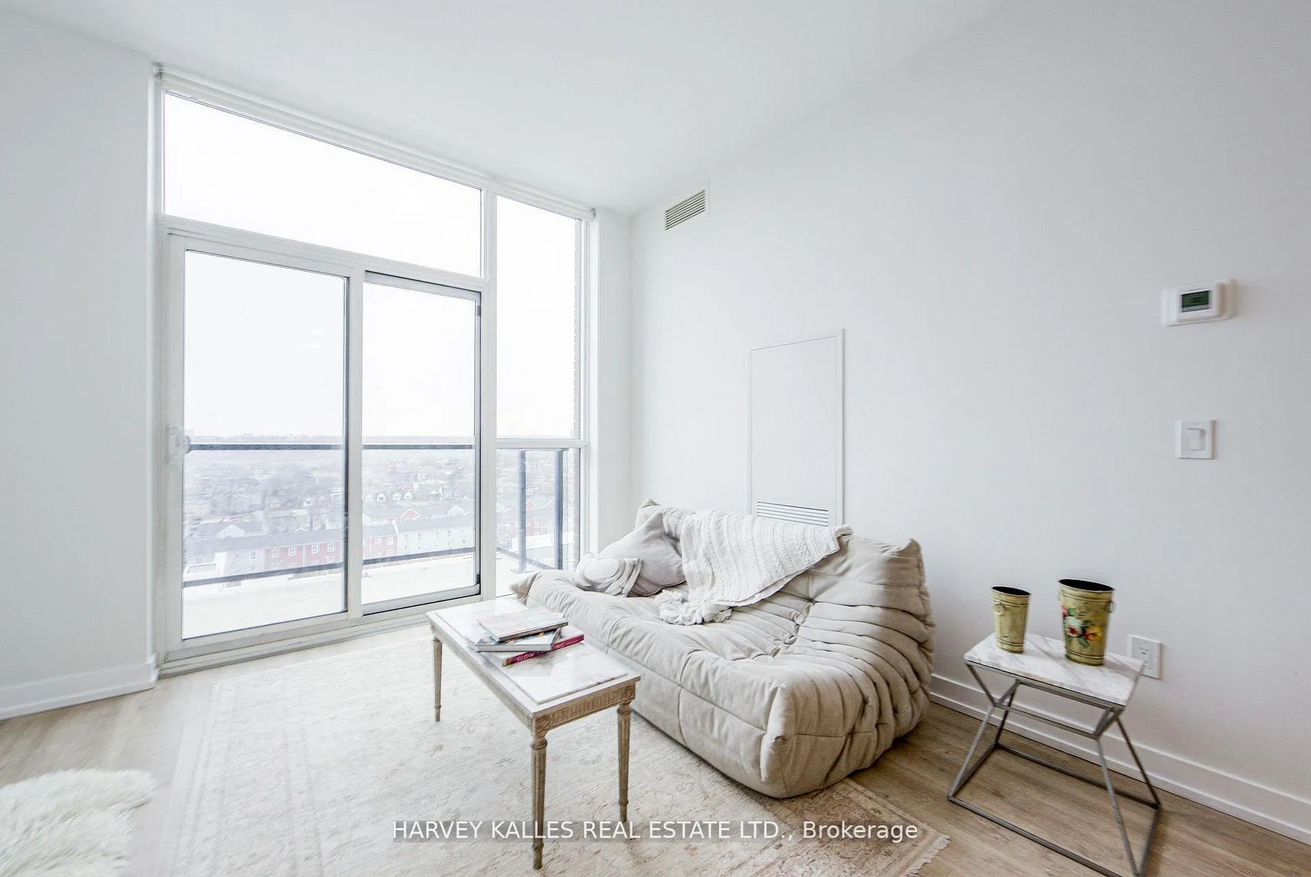Photo 7 of Unit 1001, 2300 St. Clair Avenue W, Toronto, Junction Area — HOMEH
