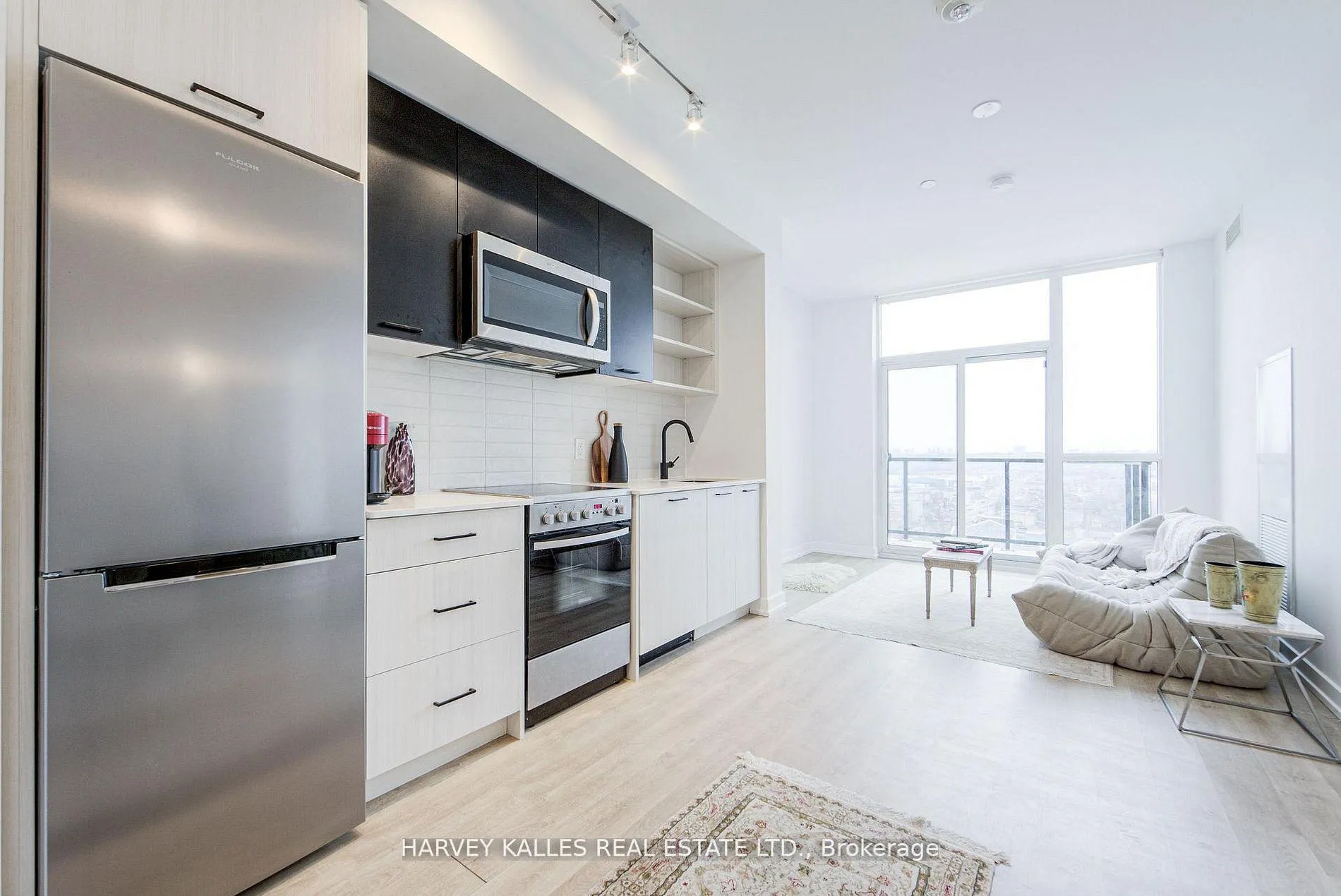 Photo 8 of Unit 1001, 2300 St. Clair Avenue W, Toronto, Junction Area — HOMEH