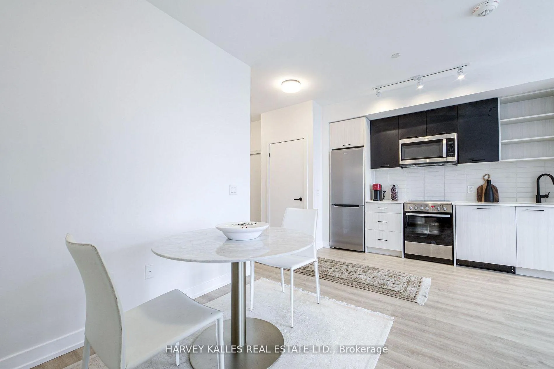 Photo 12 of Unit 1001, 2300 St. Clair Avenue W, Toronto, Junction Area — HOMEH
