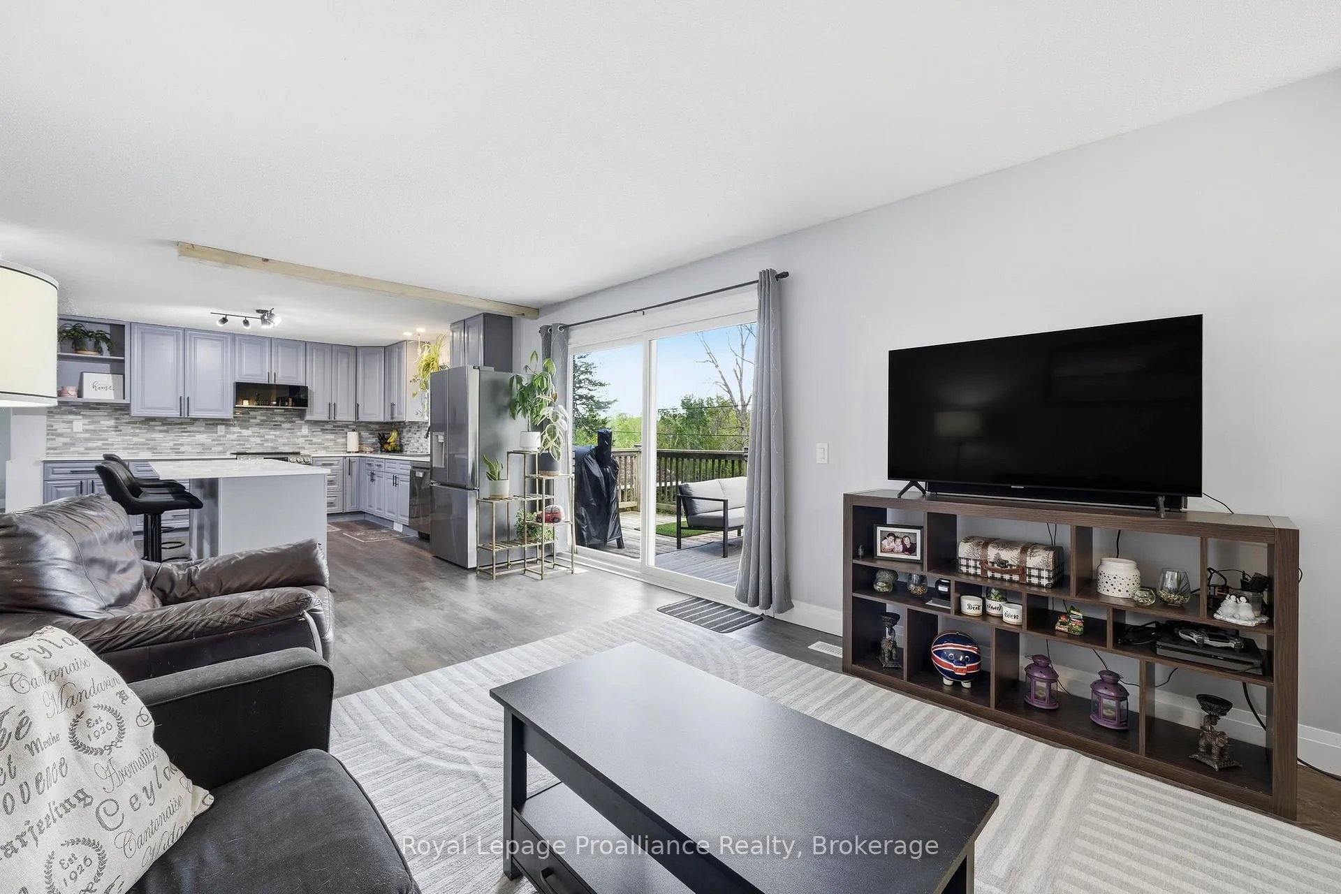Photo 16 of 45 Nelson Street, Quinte West, Sidney Ward — HOMEH