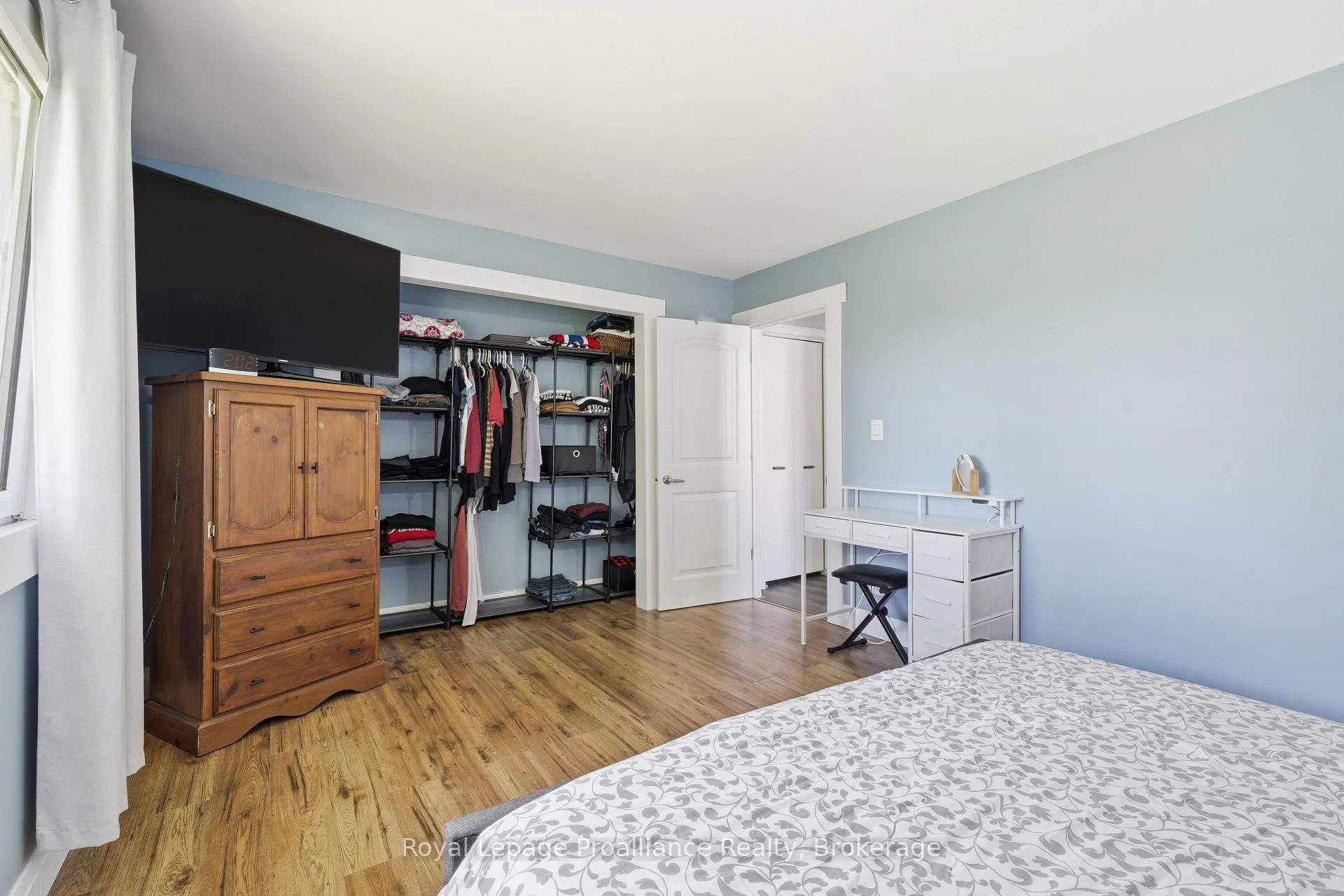 Photo 28 of 45 Nelson Street, Quinte West, Sidney Ward — HOMEH