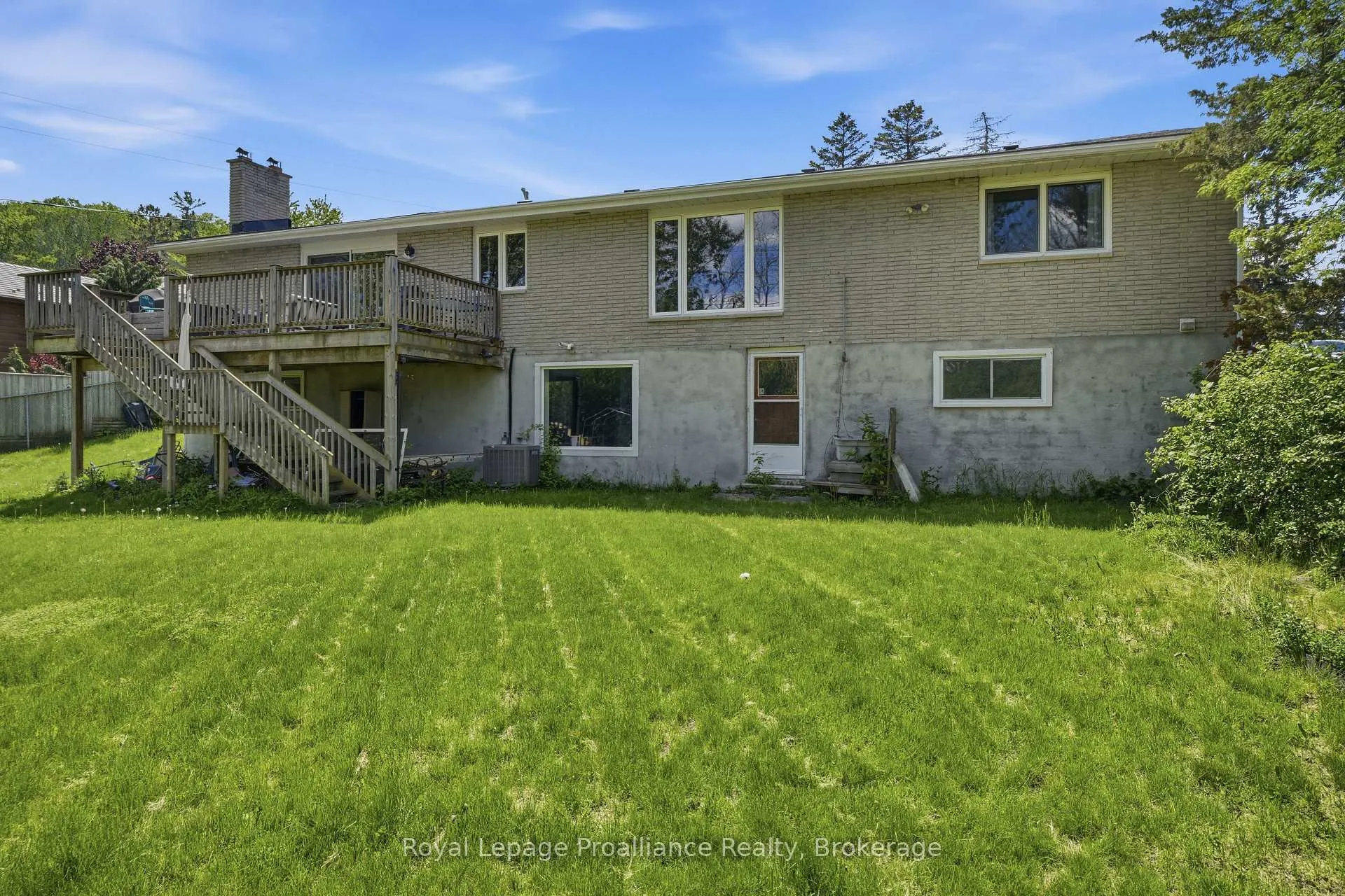 Photo 46 of 45 Nelson Street, Quinte West, Sidney Ward — HOMEH