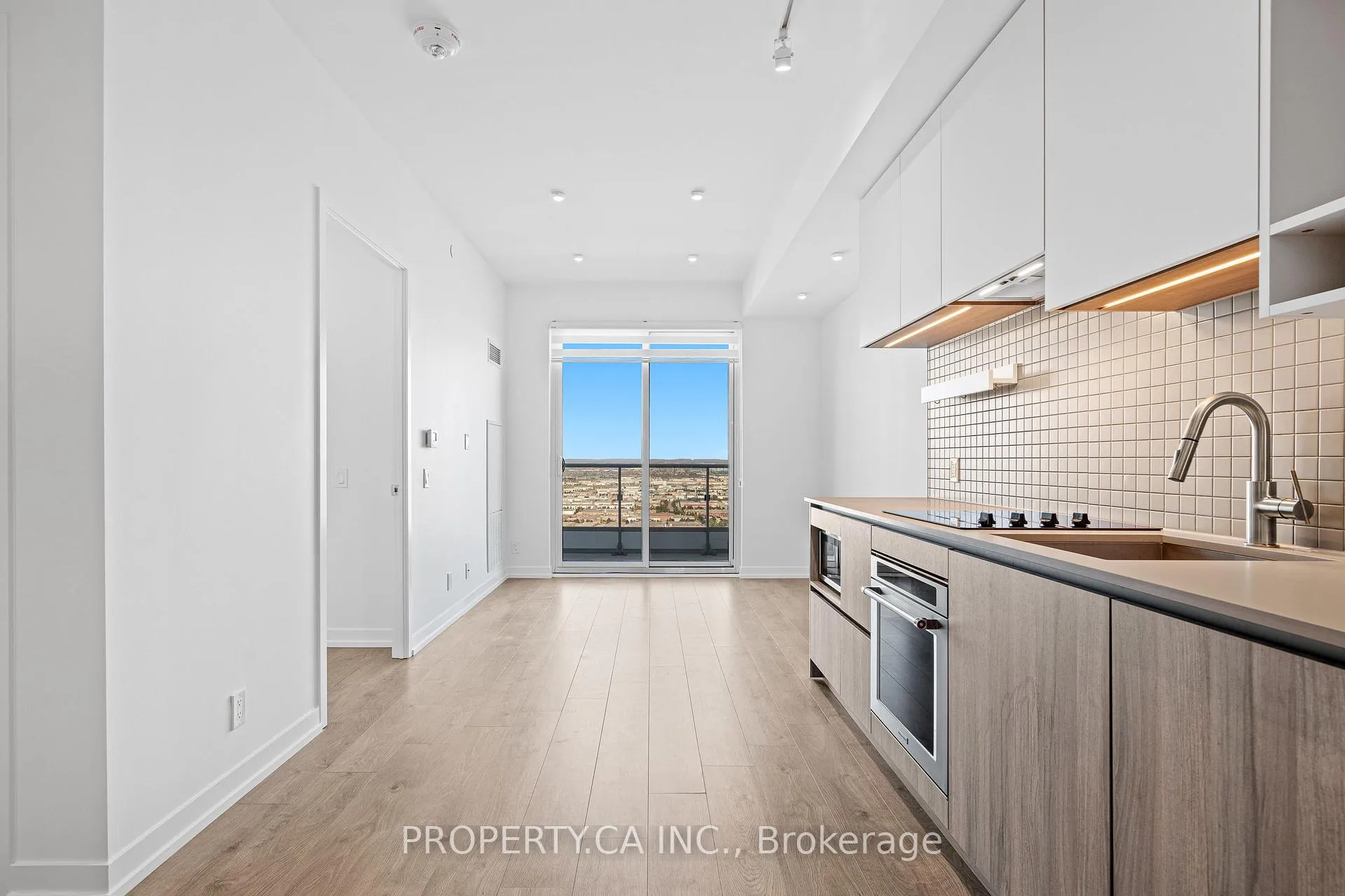 Photo 13 of Unit 4915, 950 Portage Parkway, Vaughan, Vaughan Corporate Centre — HOMEH