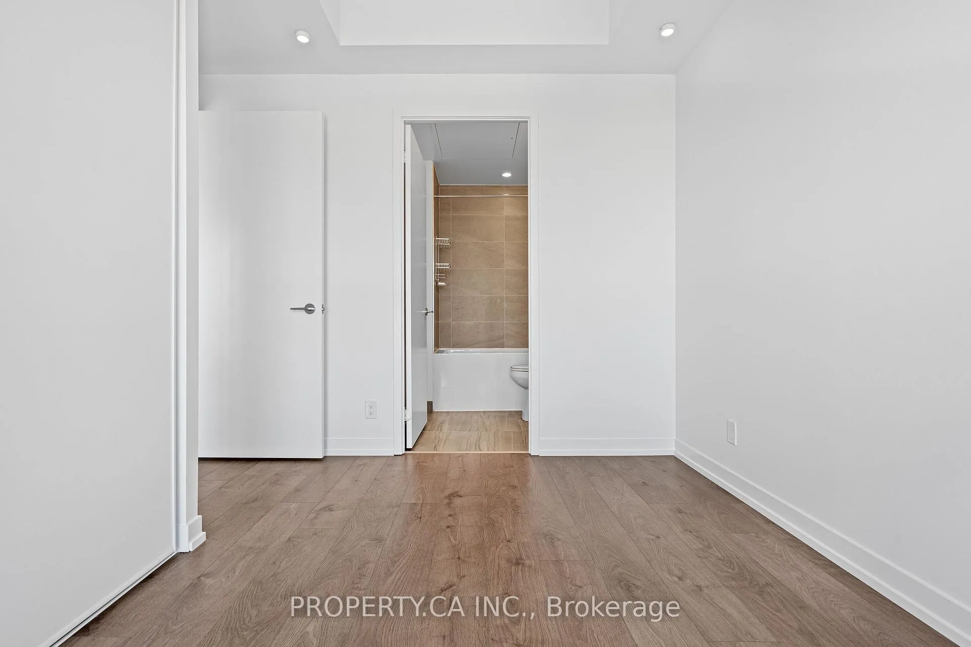 Photo 18 of Unit 4915, 950 Portage Parkway, Vaughan, Vaughan Corporate Centre — HOMEH