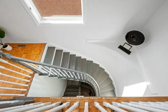 Photo 30 of 144 Broomlands Drive, Vaughan, Maple — HOMEH