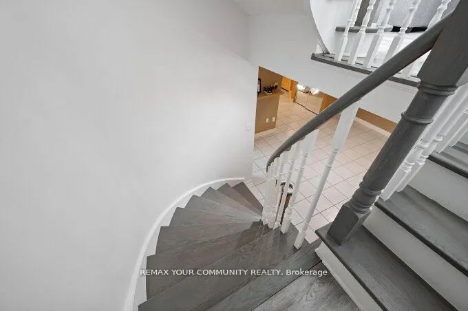 Photo 35 of 144 Broomlands Drive, Vaughan, Maple — HOMEH