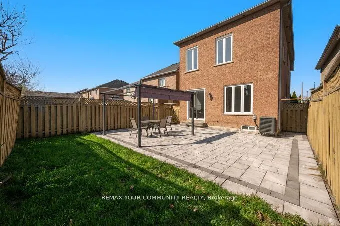 Photo 42 of 144 Broomlands Drive, Vaughan, Maple — HOMEH
