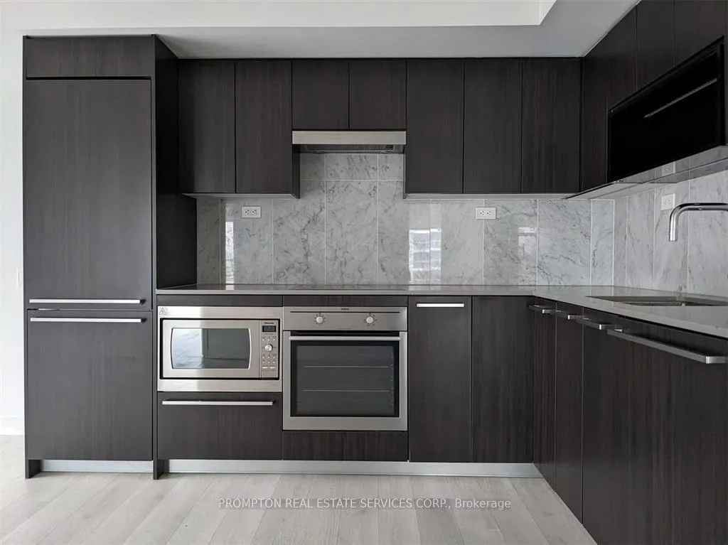 Photo 3 of Unit 711, 80 Queens Wharf Road, Toronto, Waterfront Communities — HOMEH