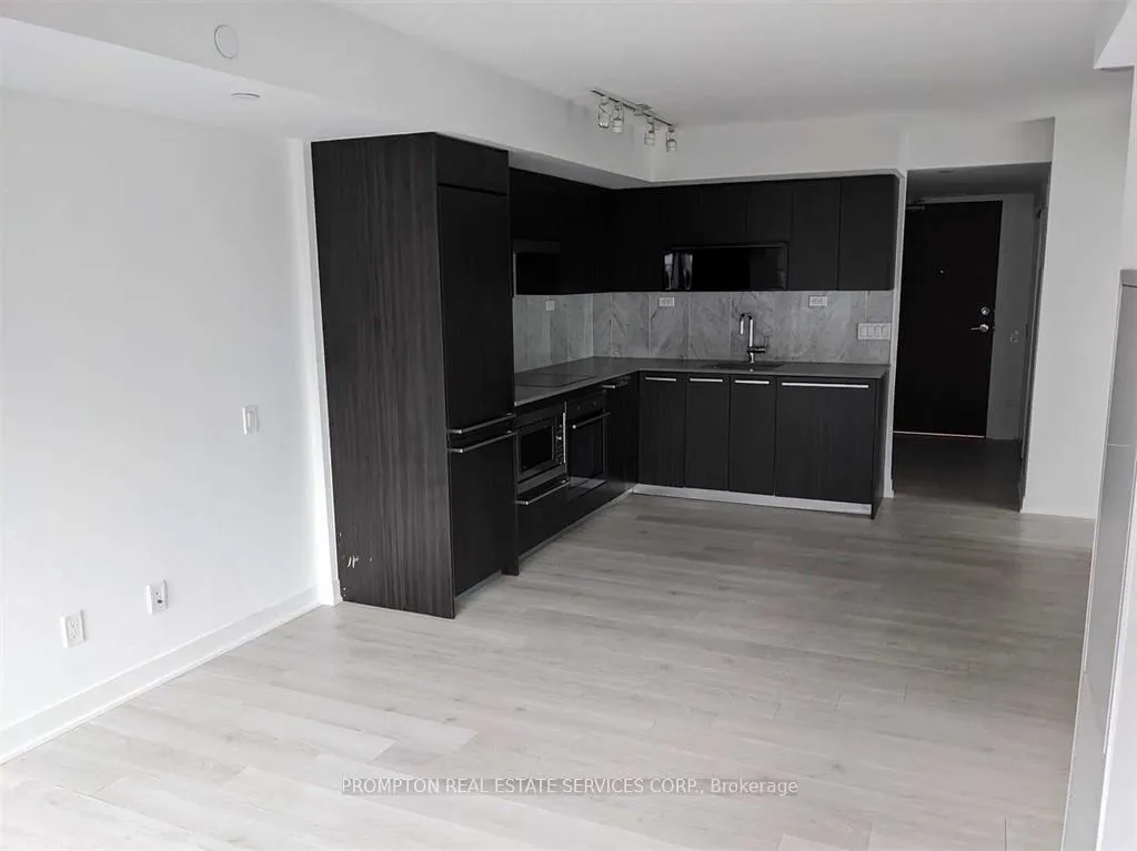 Photo 5 of Unit 711, 80 Queens Wharf Road, Toronto, Waterfront Communities — HOMEH