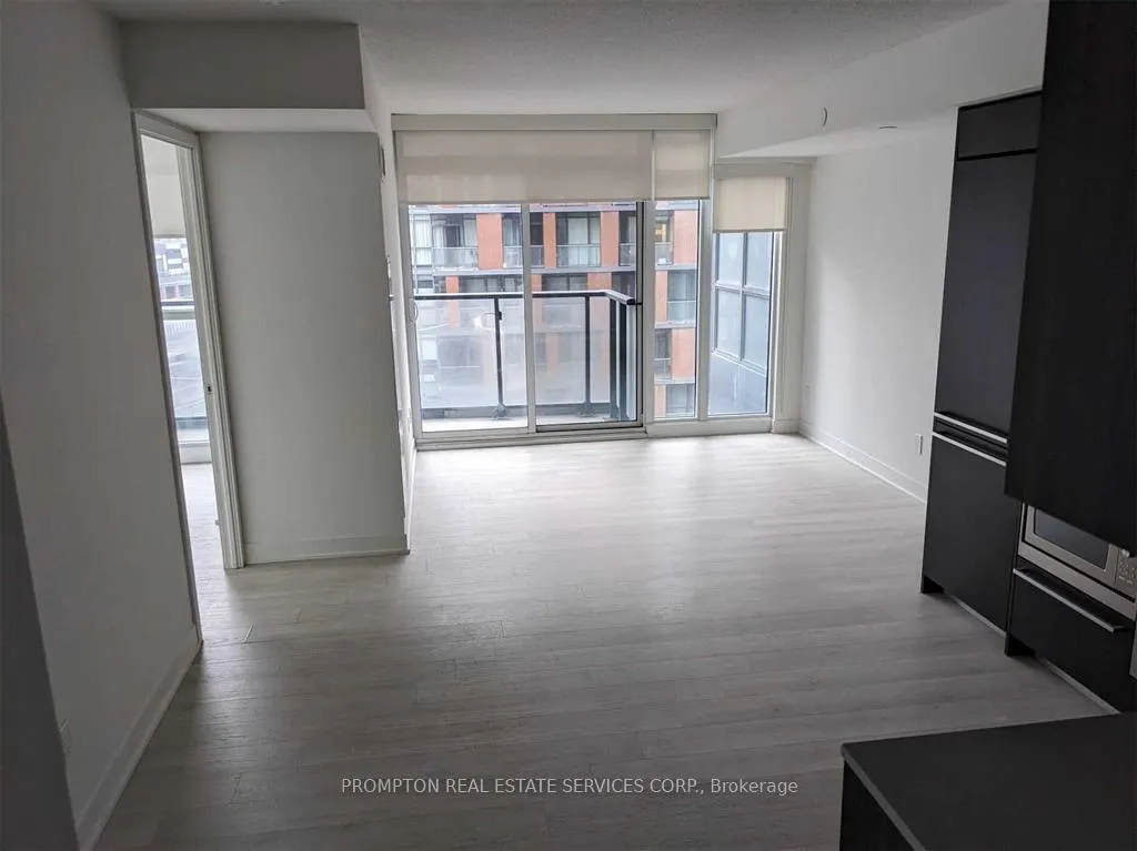 Photo 6 of Unit 711, 80 Queens Wharf Road, Toronto, Waterfront Communities — HOMEH