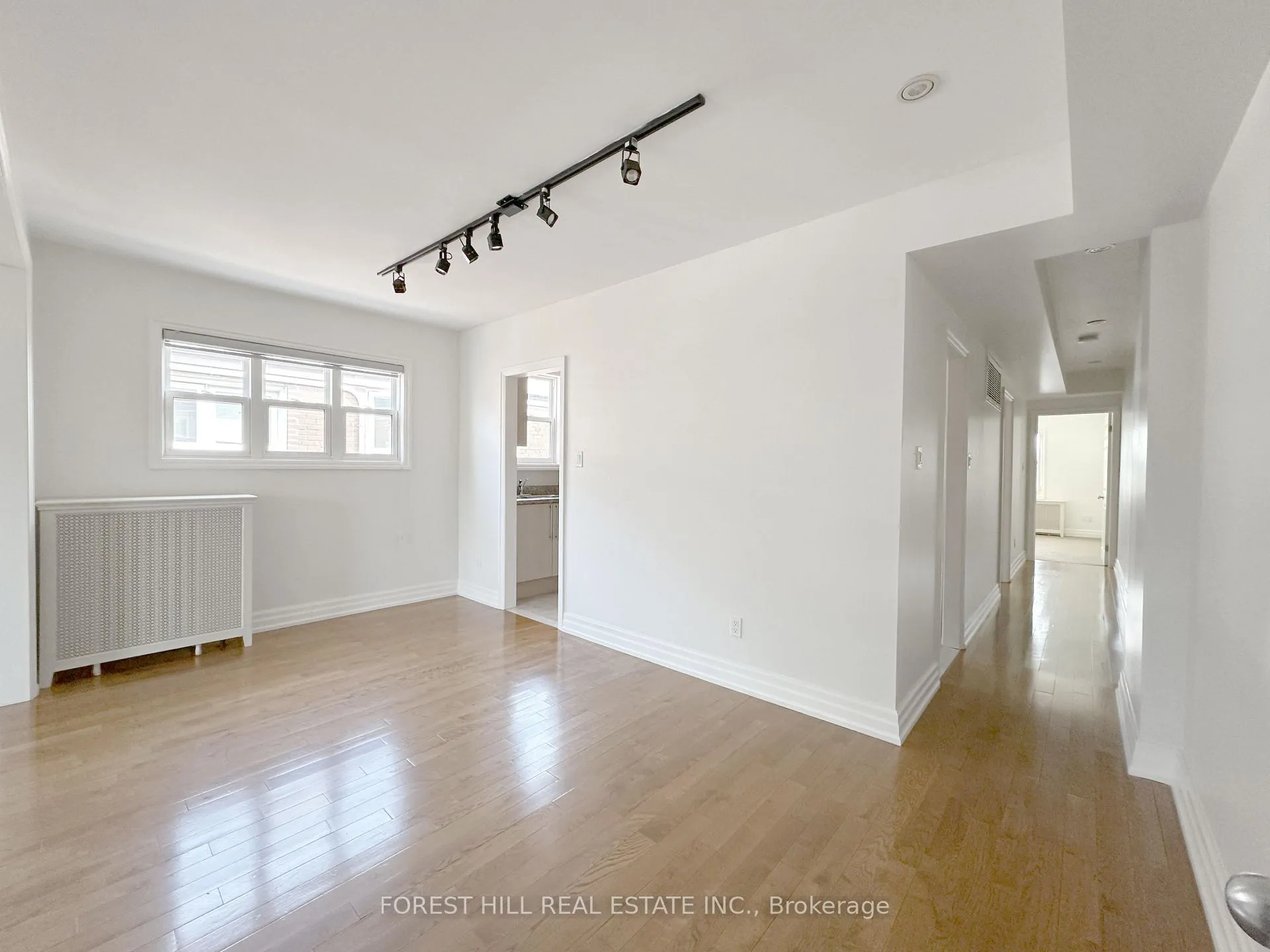 Photo 8 of Unit 2 (Upper), 1003 Avenue Road, Toronto, Yonge-Eglinton — HOMEH