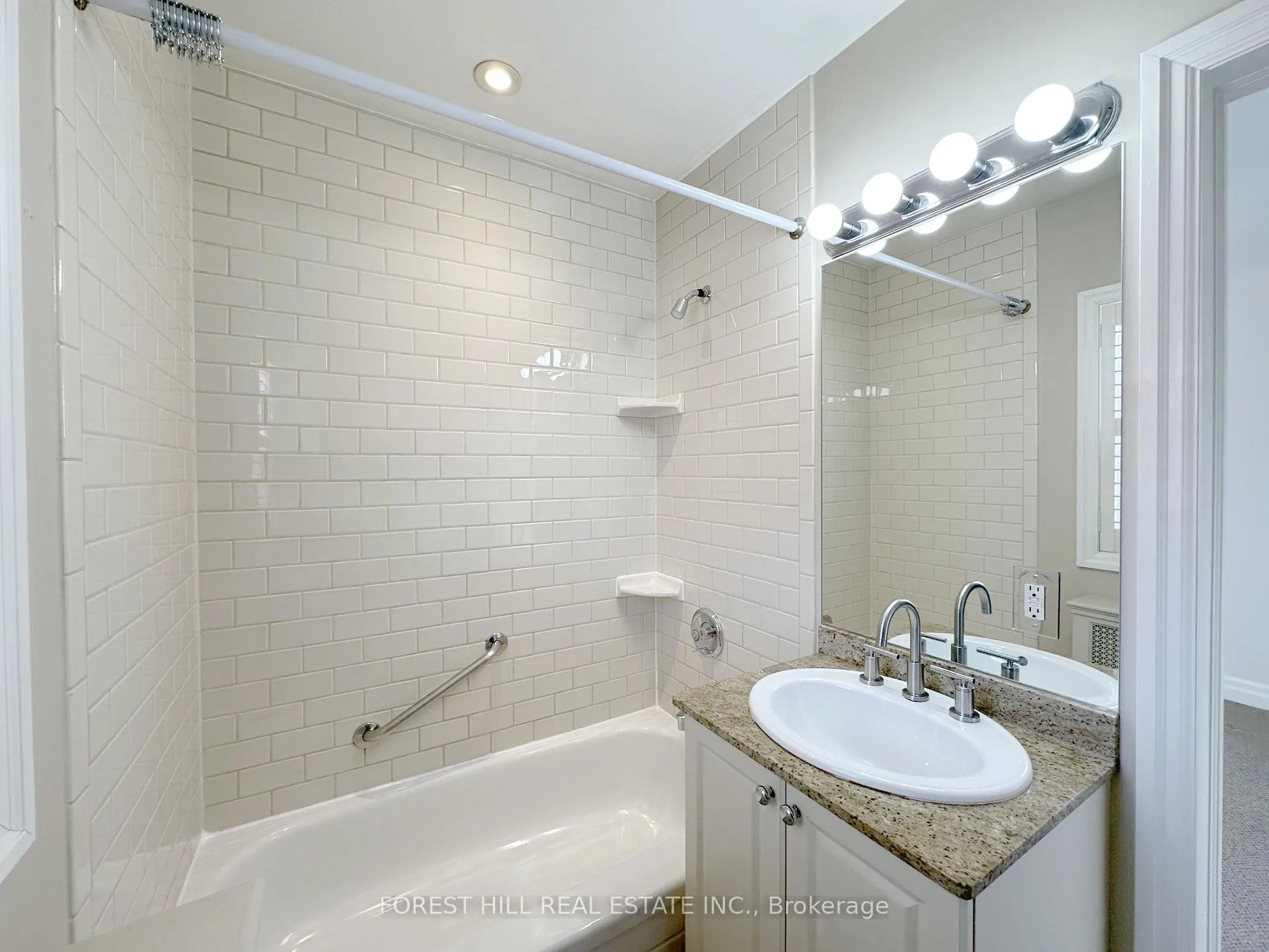 Photo 21 of Unit 2 (Upper), 1003 Avenue Road, Toronto, Yonge-Eglinton — HOMEH