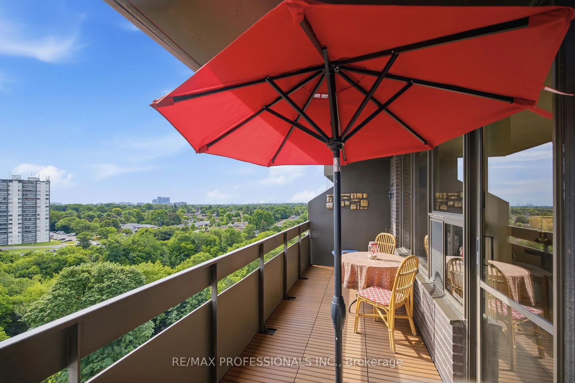 Photo 14 of Unit 1208, 11 Wincott Drive, Etobicoke, Kingsview Village-The Westway — HOMEH