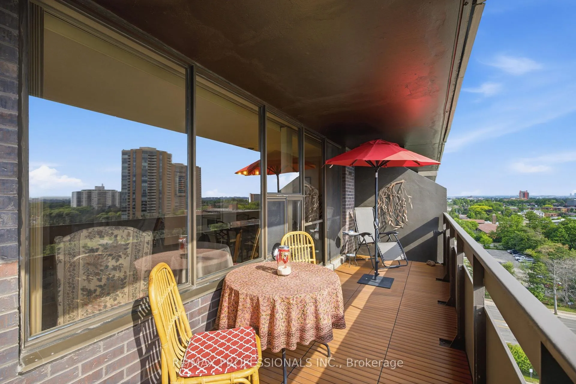 Photo 17 of Unit 1208, 11 Wincott Drive, Etobicoke, Kingsview Village-The Westway — HOMEH
