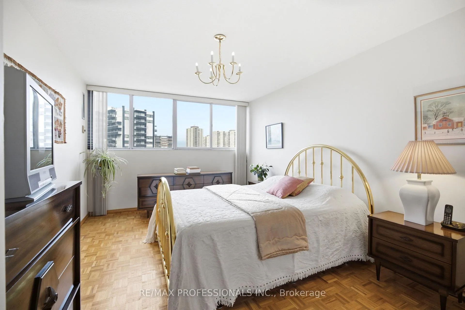Photo 31 of Unit 1208, 11 Wincott Drive, Etobicoke, Kingsview Village-The Westway — HOMEH