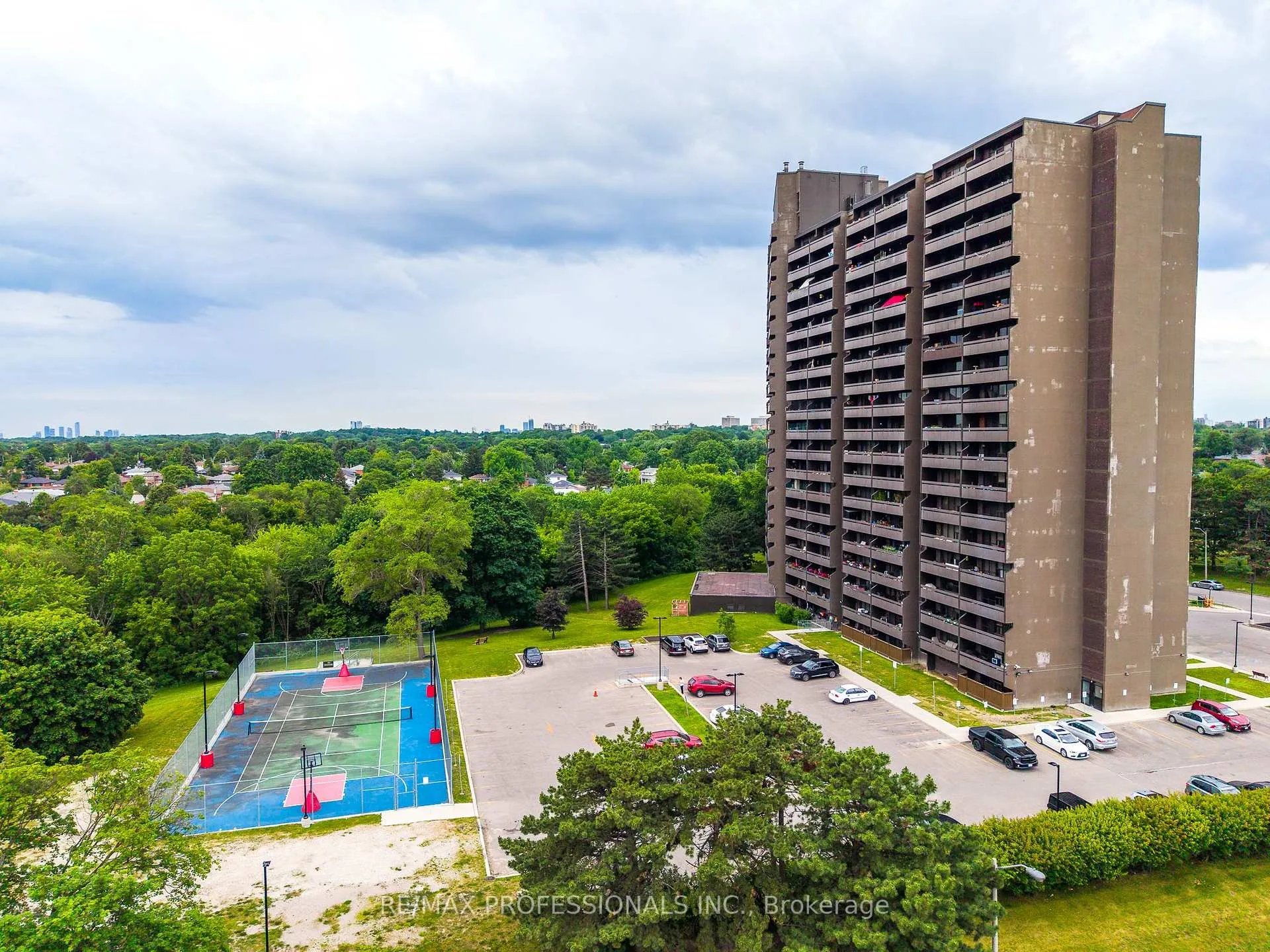 Photo 34 of Unit 1208, 11 Wincott Drive, Etobicoke, Kingsview Village-The Westway — HOMEH