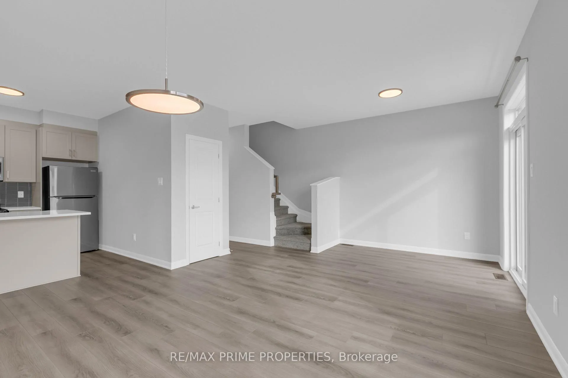 Photo 6 of 782 Tadpole Crescent, Ottawa, Barrhaven - Half Moon Bay — HOMEH