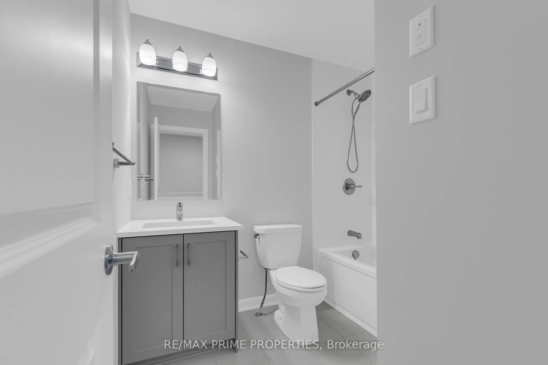 Photo 11 of 782 Tadpole Crescent, Ottawa, Barrhaven - Half Moon Bay — HOMEH