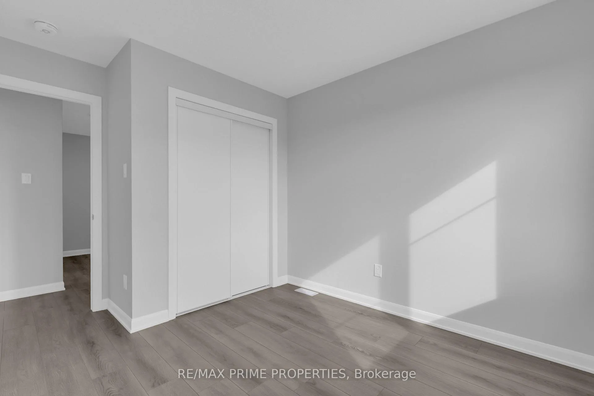 Photo 13 of 782 Tadpole Crescent, Ottawa, Barrhaven - Half Moon Bay — HOMEH