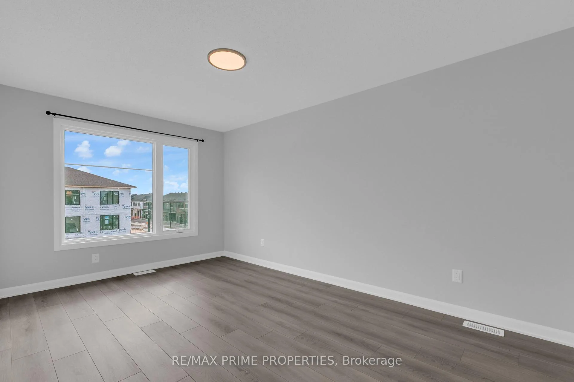 Photo 14 of 782 Tadpole Crescent, Ottawa, Barrhaven - Half Moon Bay — HOMEH