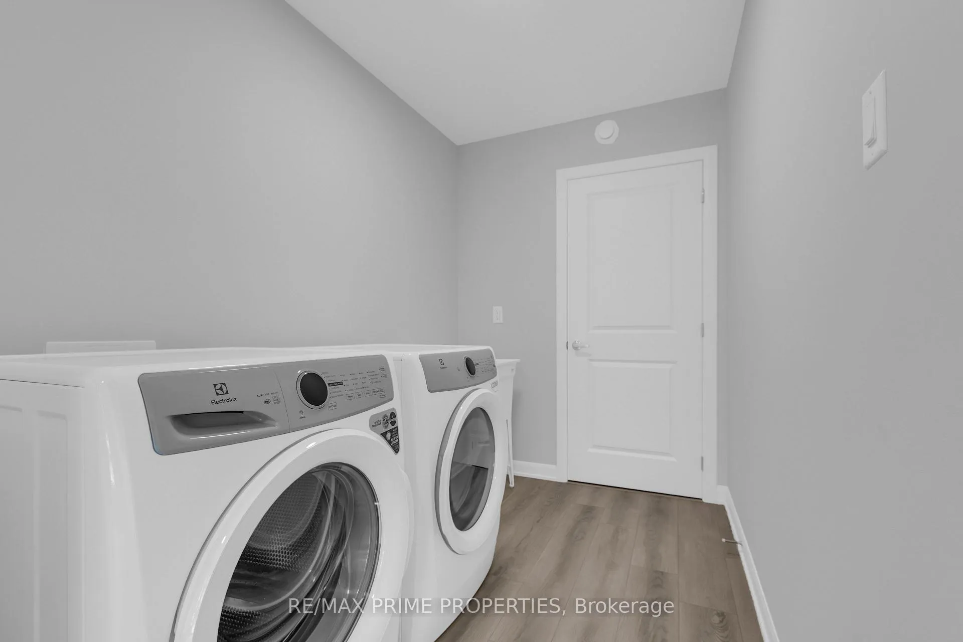 Photo 18 of 782 Tadpole Crescent, Ottawa, Barrhaven - Half Moon Bay — HOMEH