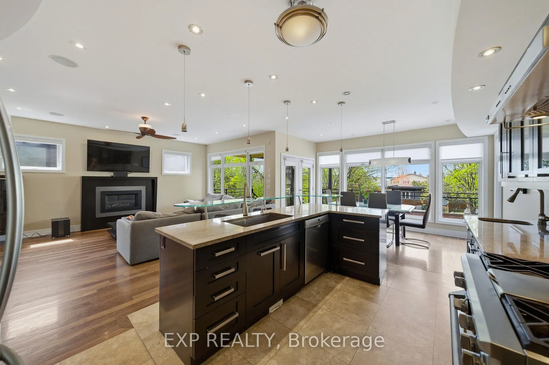 Photo 2 of 1356 Louis Lane, Ottawa, Cyrville Rd./Industrial Park — HOMEH