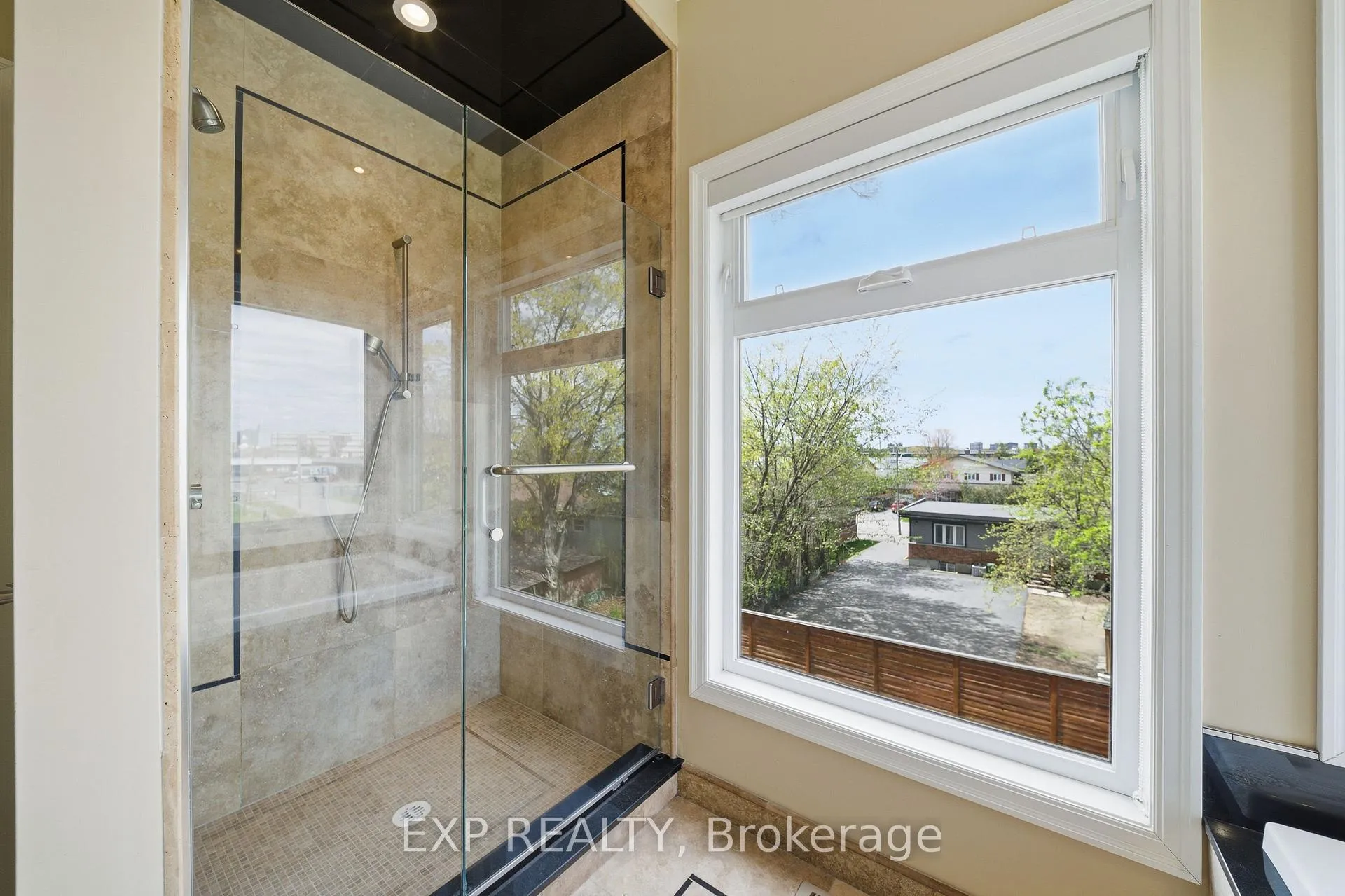 Photo 16 of 1356 Louis Lane, Ottawa, Cyrville Rd./Industrial Park — HOMEH