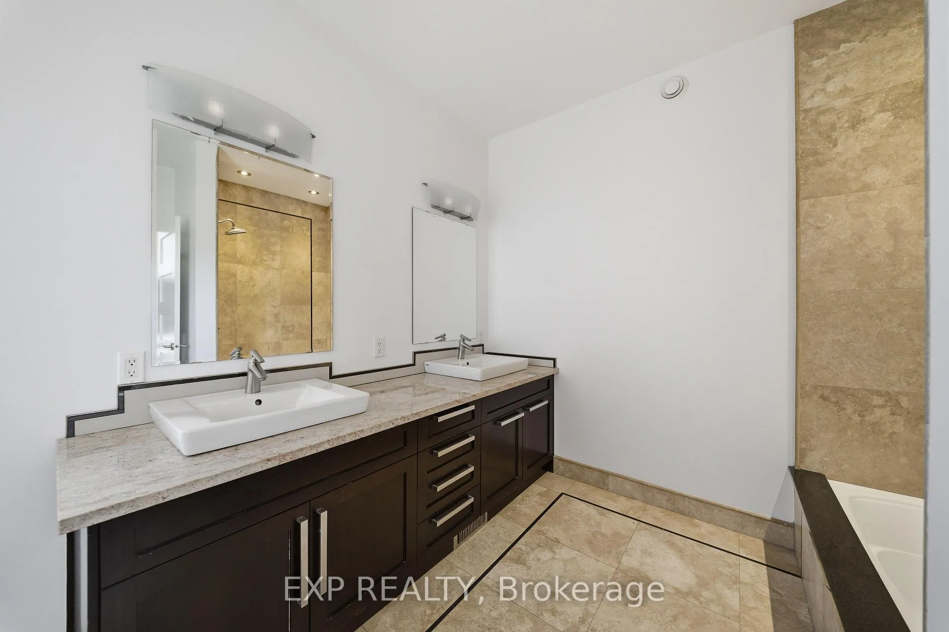 Photo 23 of 1356 Louis Lane, Ottawa, Cyrville Rd./Industrial Park — HOMEH