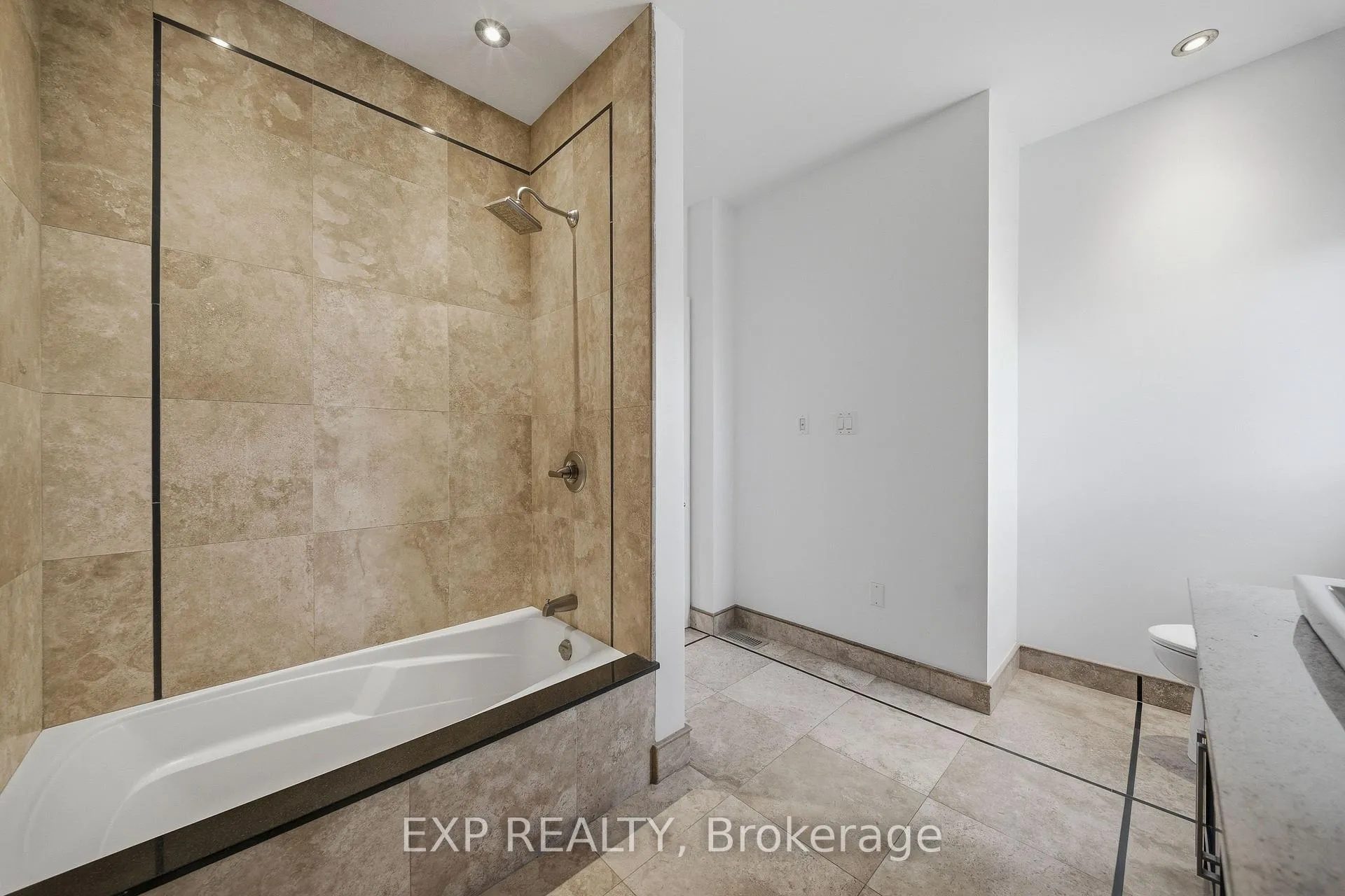 Photo 24 of 1356 Louis Lane, Ottawa, Cyrville Rd./Industrial Park — HOMEH