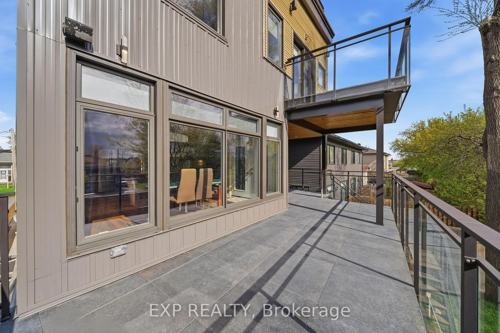 Photo 33 of 1356 Louis Lane, Ottawa, Cyrville Rd./Industrial Park — HOMEH