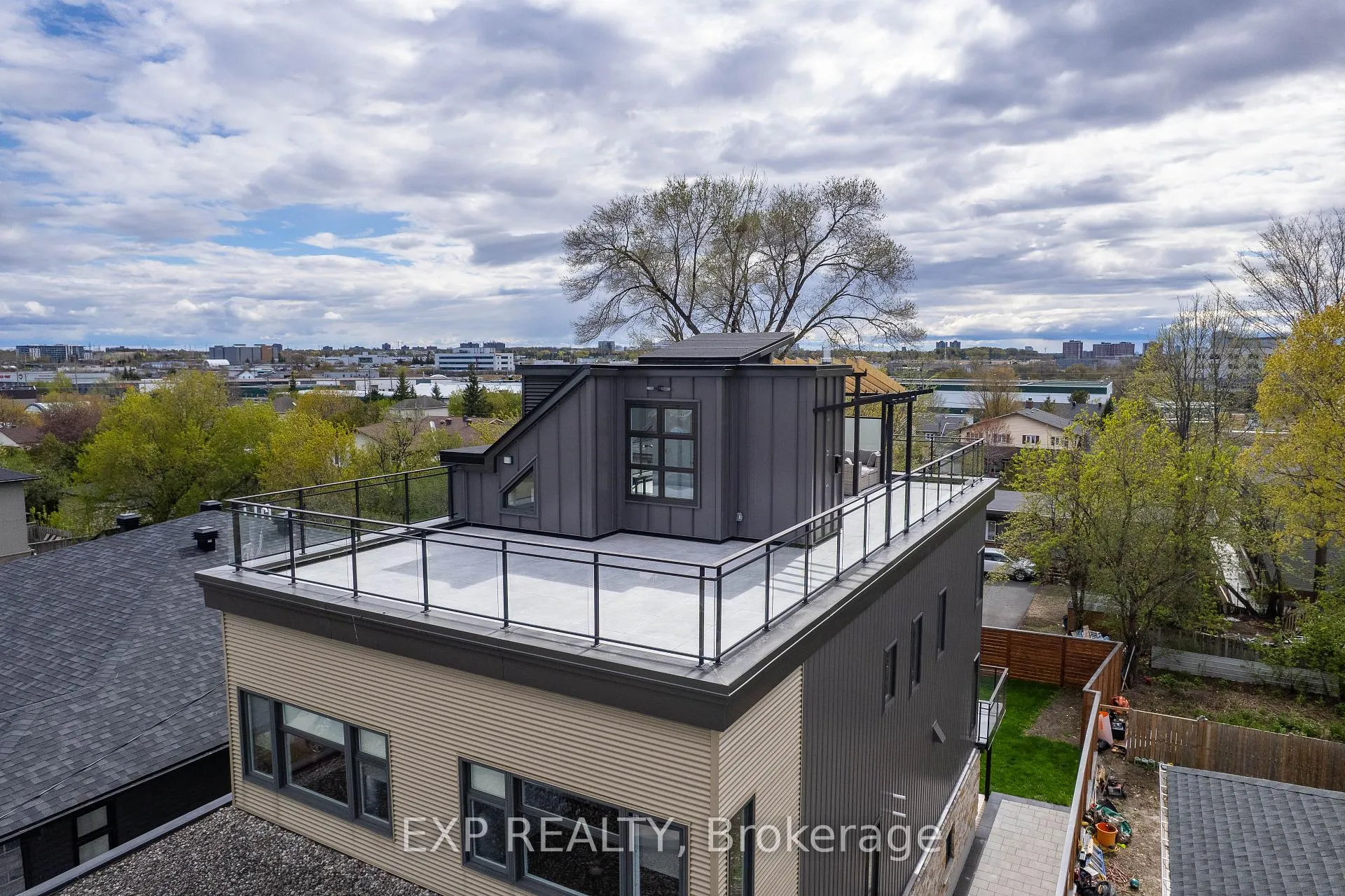 Photo 43 of 1356 Louis Lane, Ottawa, Cyrville Rd./Industrial Park — HOMEH