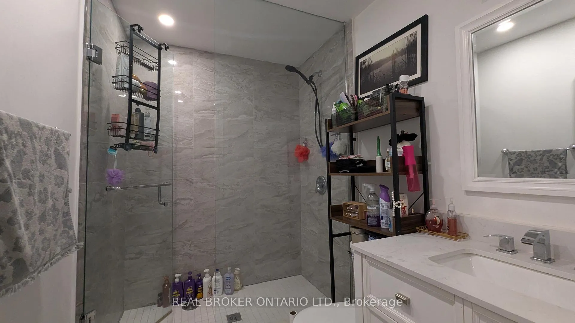 Photo 29 of Unit 4, 2199 Gerrard Street E, Toronto, East End-Danforth — HOMEH