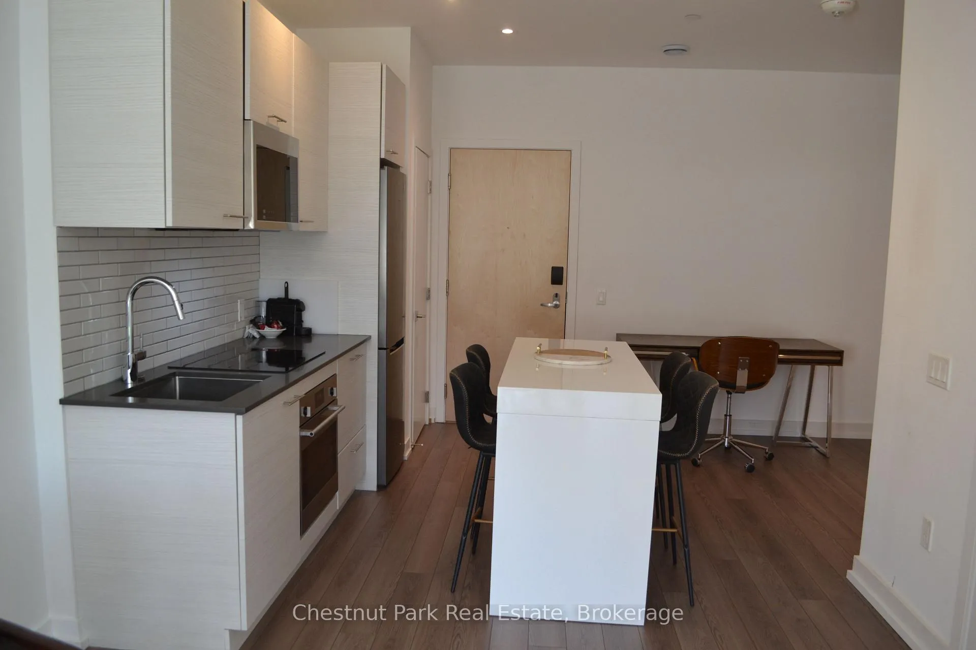 Photo 5 of Unit 112, 120 Carrick Trail, Gravenhurst, Muskoka (S) — HOMEH