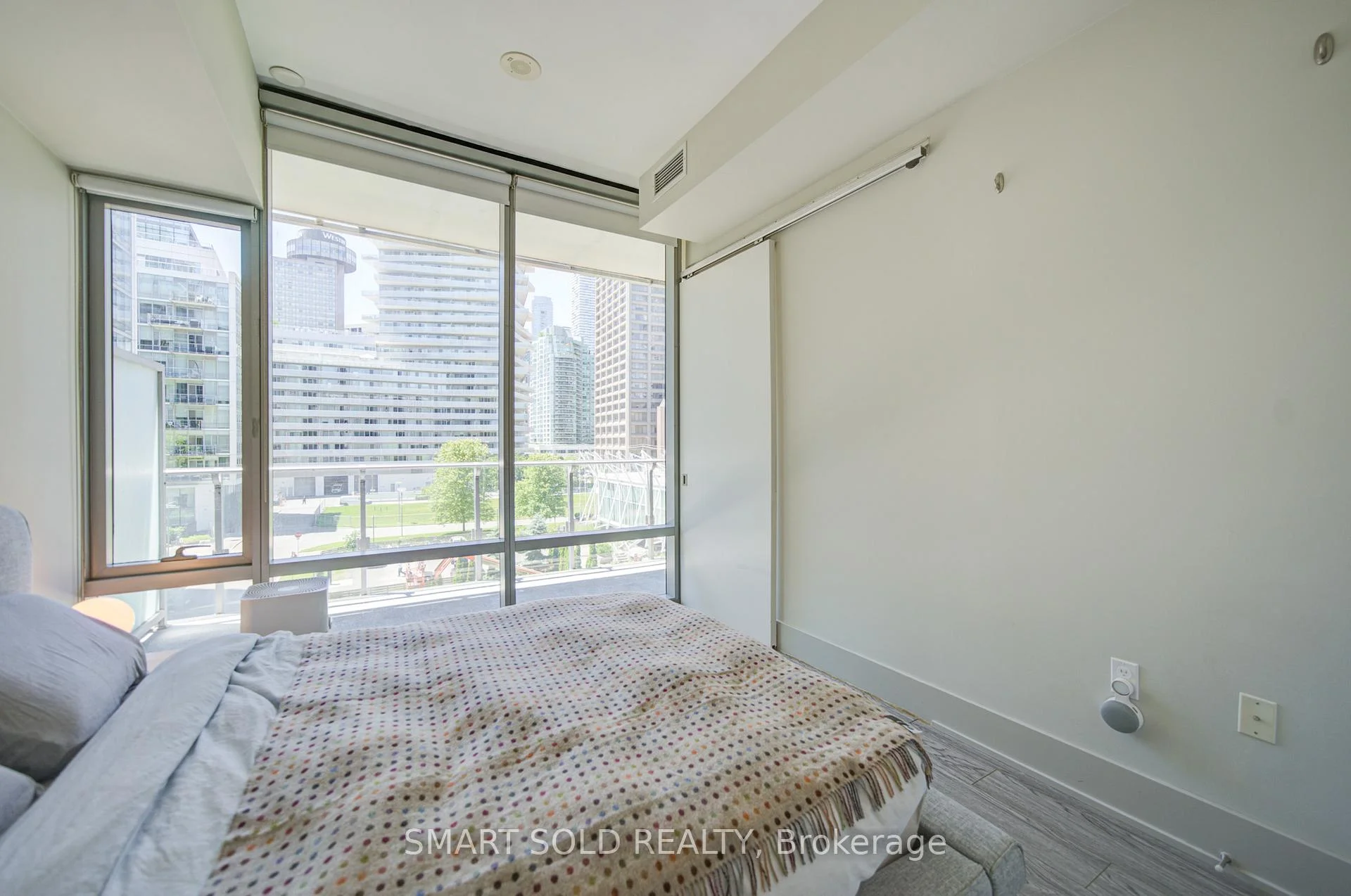 Photo 31 of Unit 436, 39 Queens Quay E, Toronto, Waterfront Communities — HOMEH