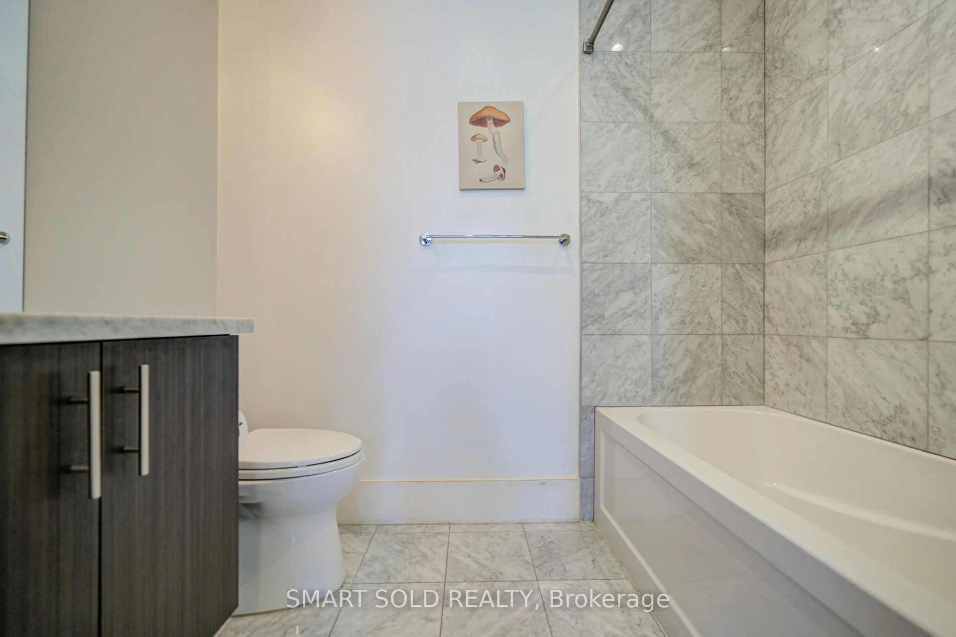 Photo 38 of Unit 436, 39 Queens Quay E, Toronto, Waterfront Communities — HOMEH