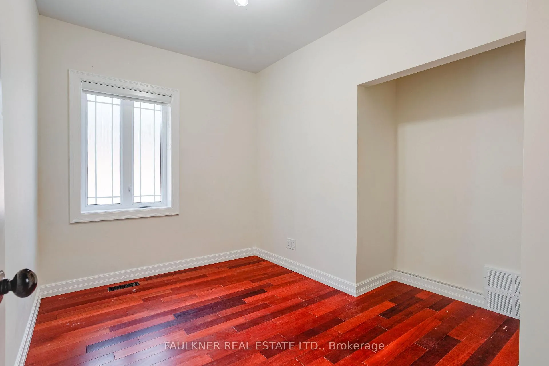 Photo 25 of 107 Blackburn Avenue, Ottawa, Sandy Hill — HOMEH