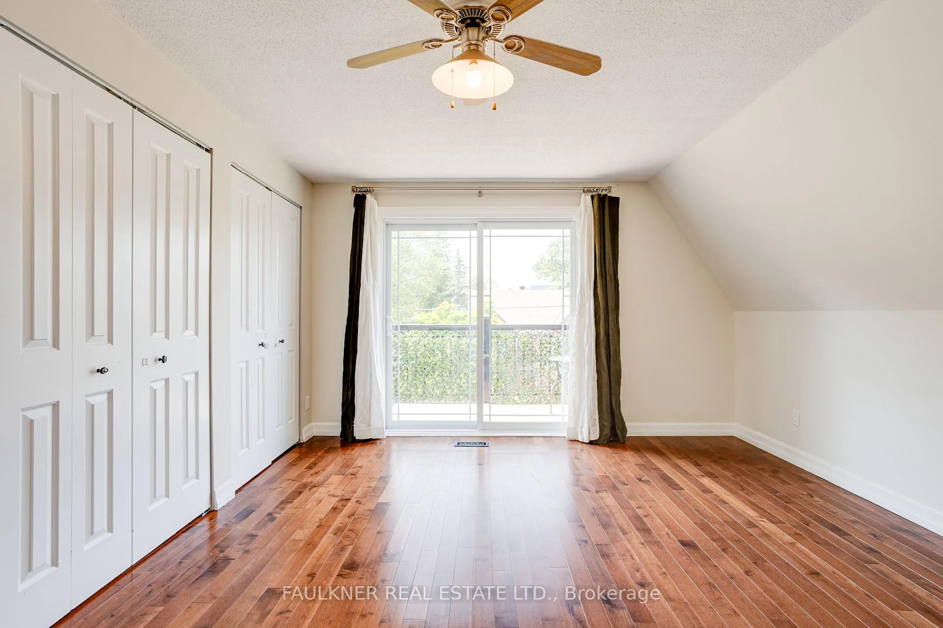 Photo 36 of 107 Blackburn Avenue, Ottawa, Sandy Hill — HOMEH